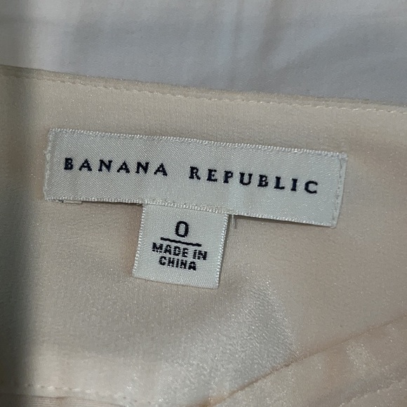 Banana Republic cream ivory silk pleated skit midi with lining zipper closure 0 - Picture 7 of 8